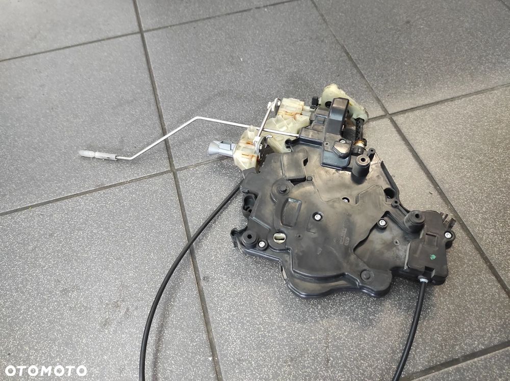 ZAMEK DRZWI PRZESUWNYCH LEWY 2K0843653BA VW CADDY 3 WYSYŁKA !!! - 4