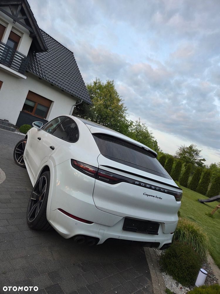Porsche Cayenne Coupe Turbo - 2