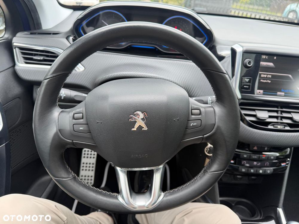 Peugeot 2008 e-HDi FAP 115 STOP & START Allure - 21
