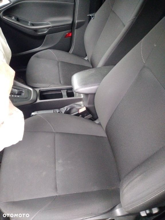 Ford Focus 1.5 EcoBlue Connected - 4
