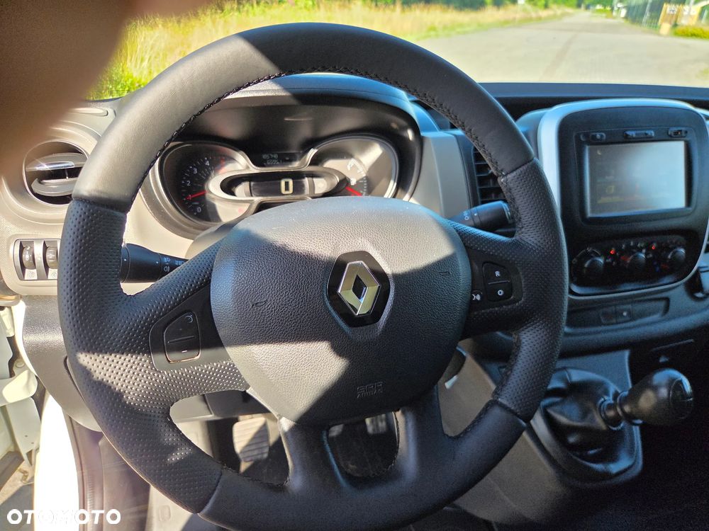 Renault Trafic long długi - 28