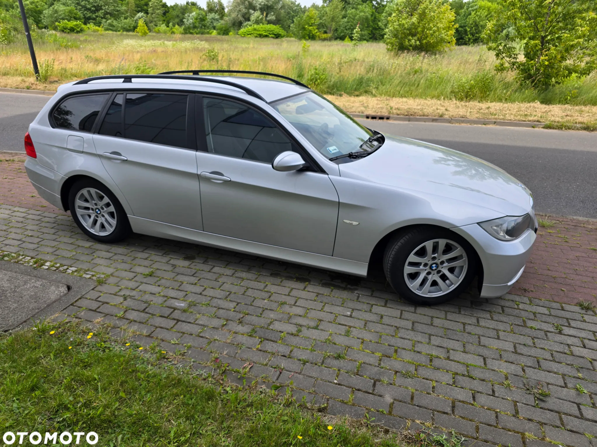 BMW Seria 3 320i Touring - 8