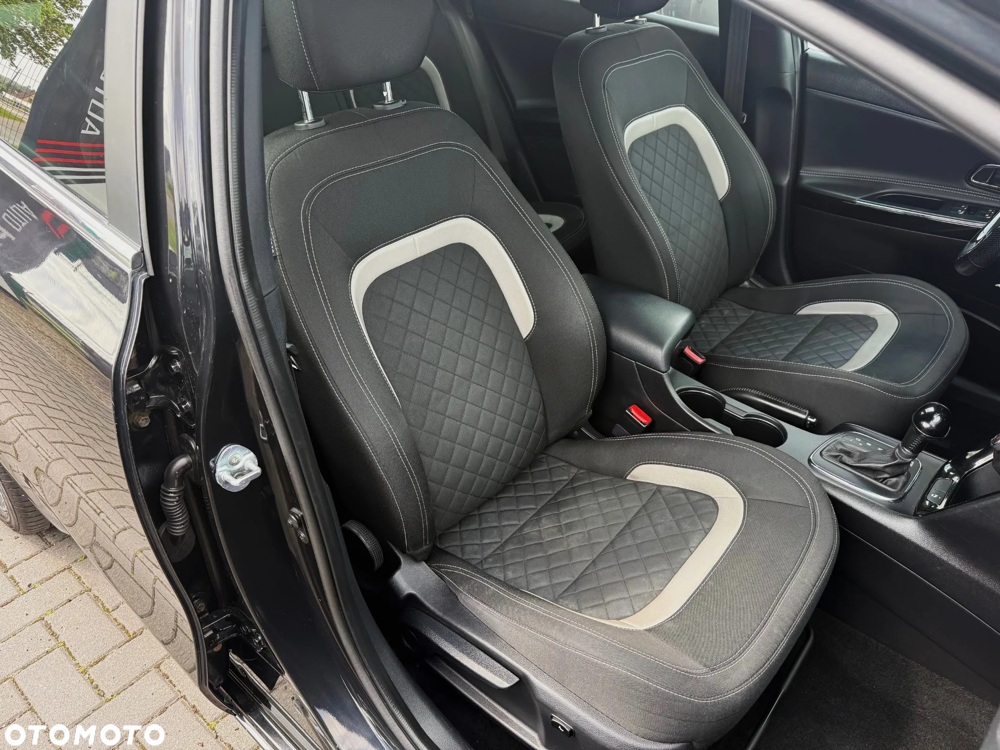 Kia Ceed Cee'd 1.6 CRDi GT Line DCT - 14