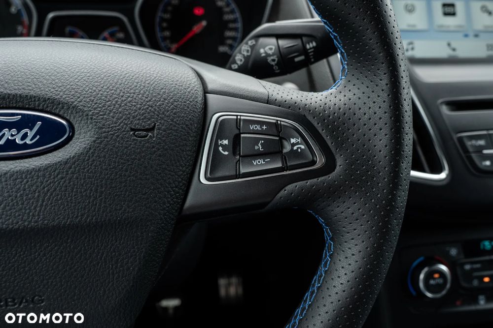 Ford Focus - 27