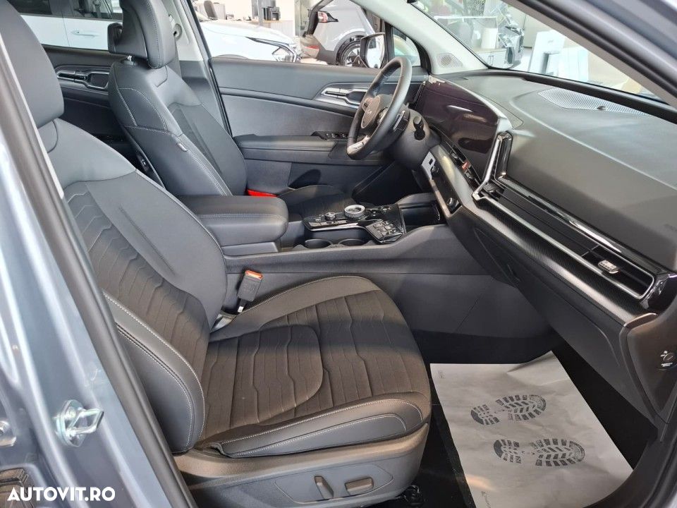 Kia Sportage 1.6 T-GDI 7DCT HP 4x2 MHEV Style - 8