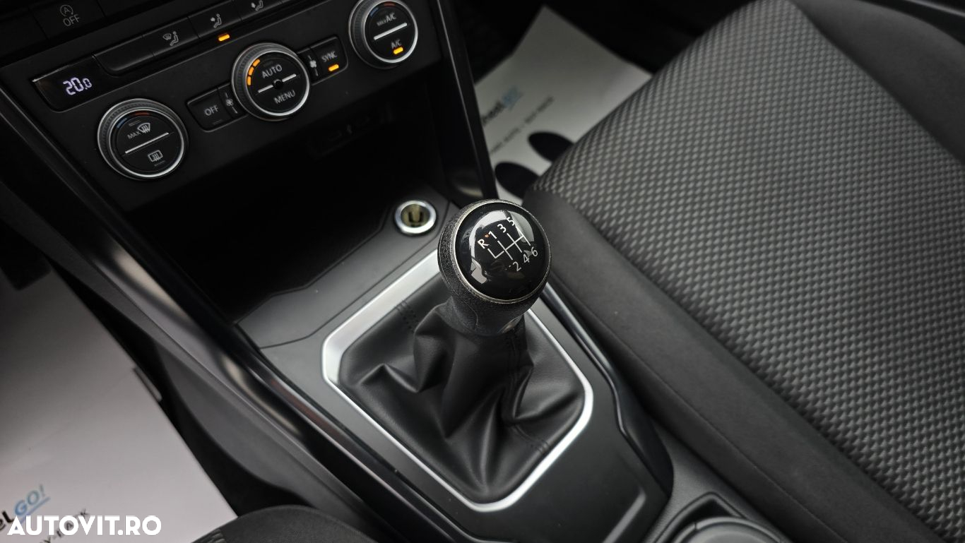 Volkswagen T-ROC 1.6 TDI Base - 17