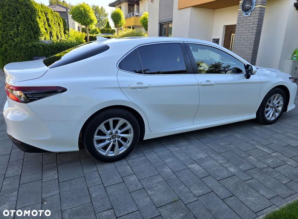 Toyota Camry 2.5 Hybrid Comfort CVT - 4