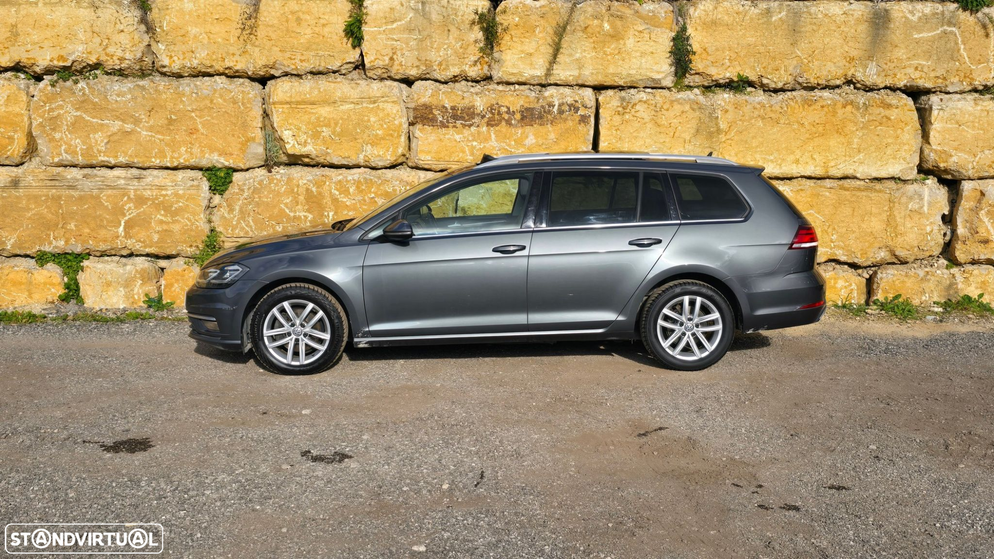 VW Golf Variant 1.6 TDi Highline DSG - 3
