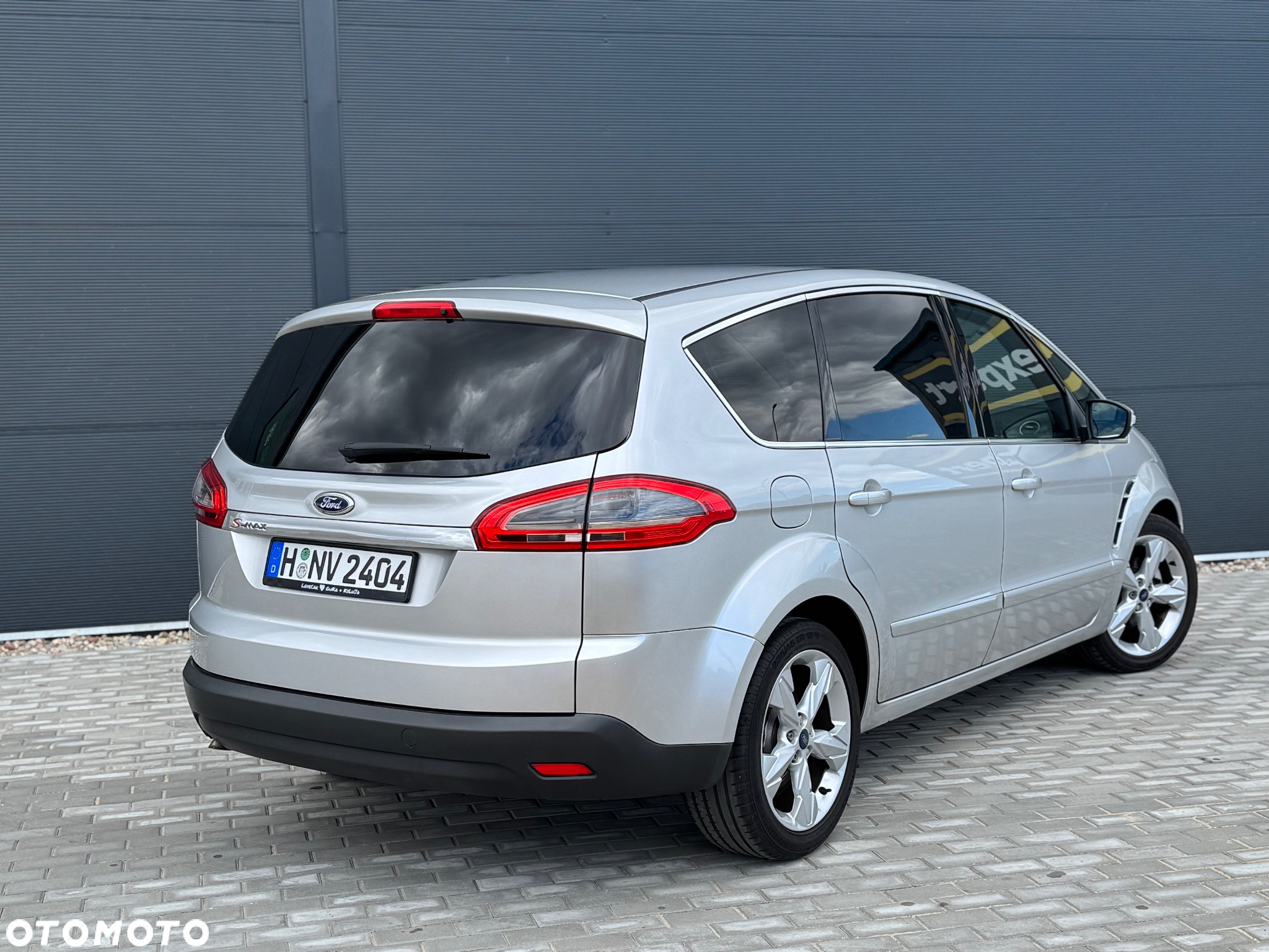 Ford S-Max - 8