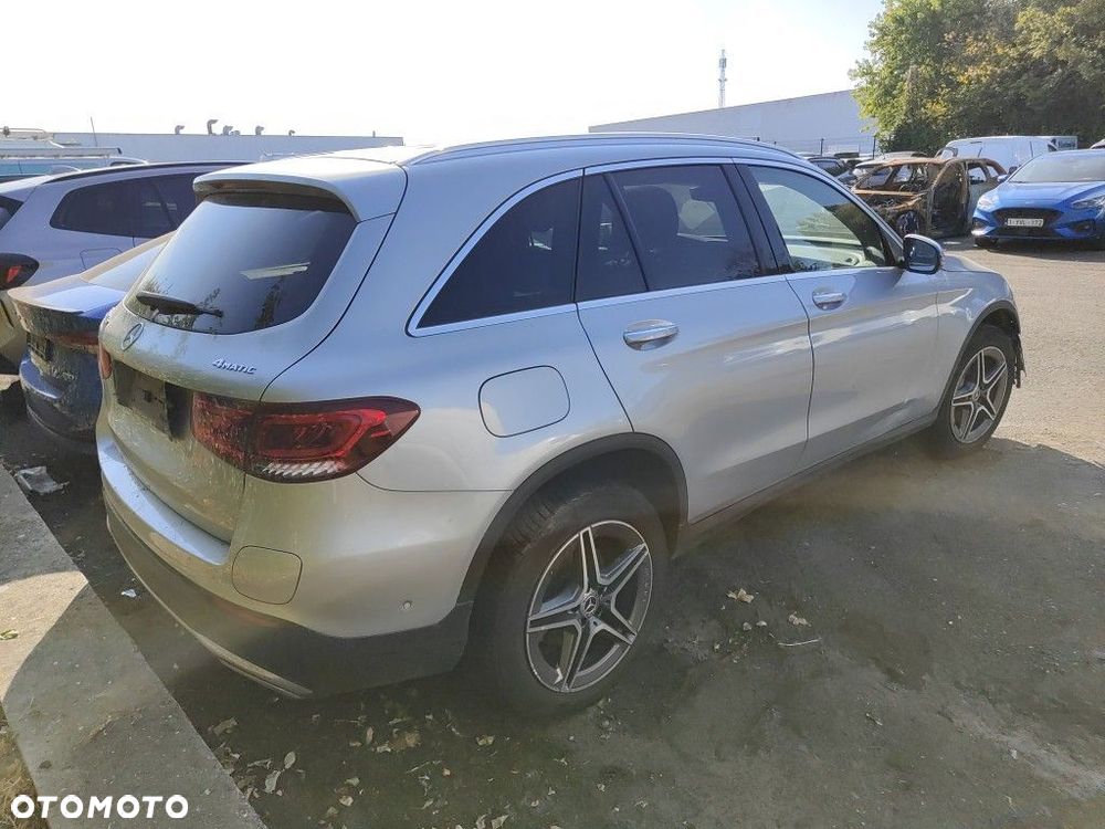 Mercedes-Benz GLC - 4