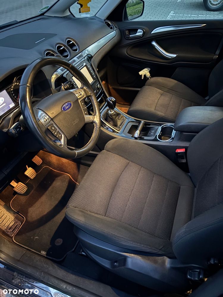 Ford S-Max - 5