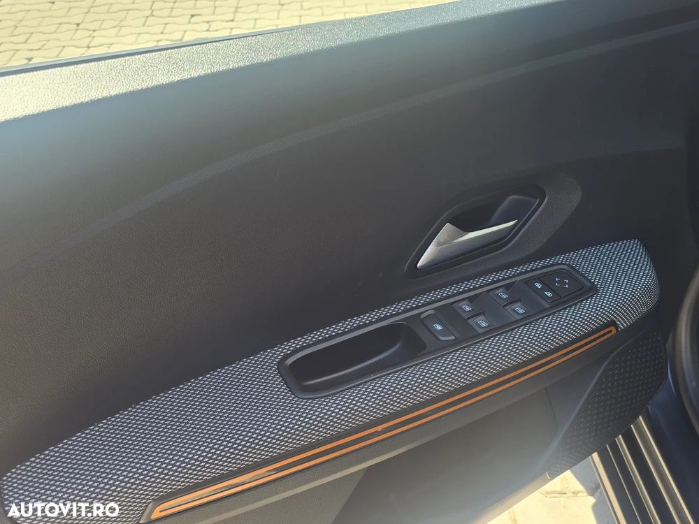 Dacia Sandero Stepway TCe 90 MT6 Comfort - 8