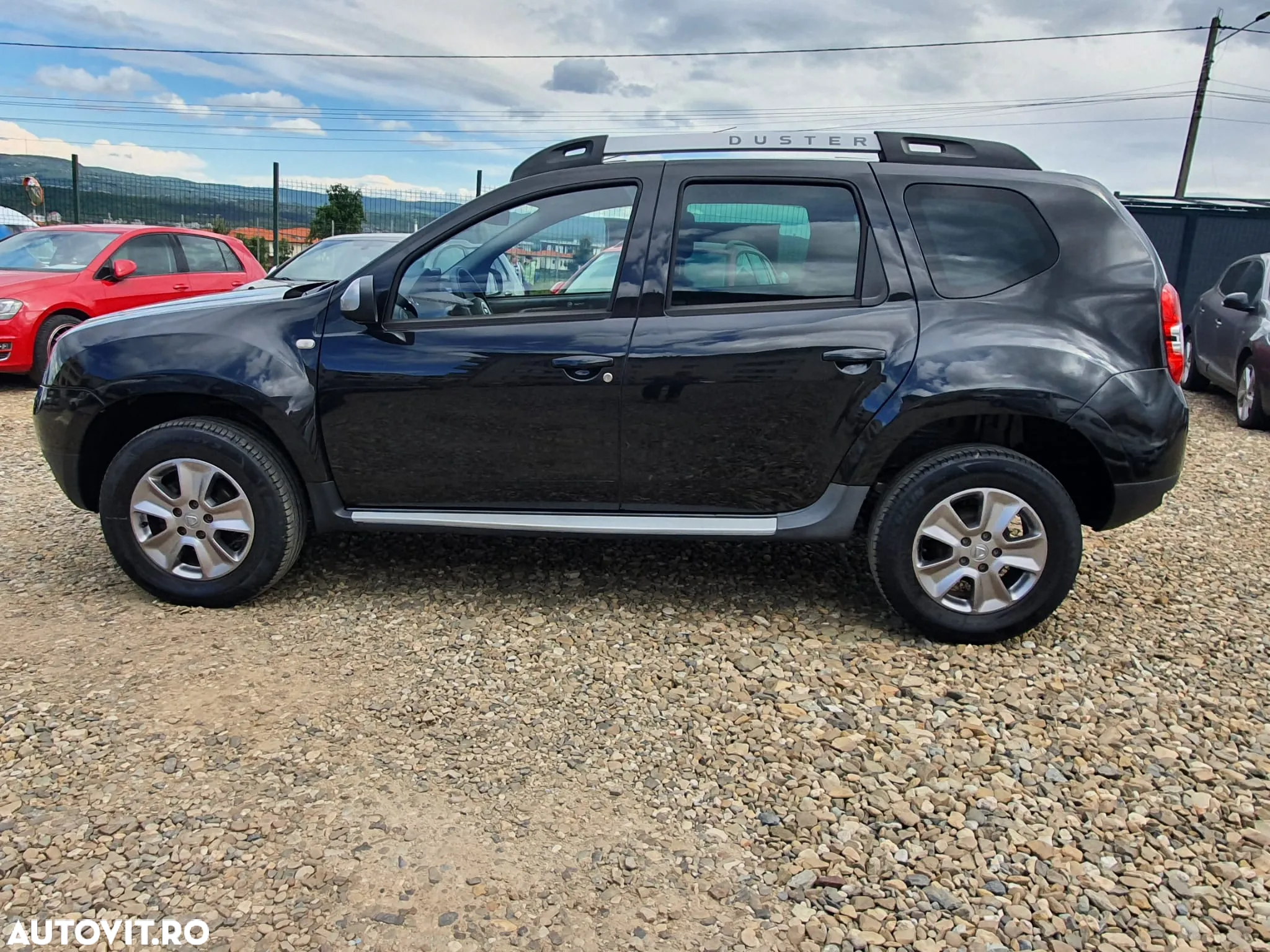 Dacia Duster 1.6 4x2 Laureate - 13