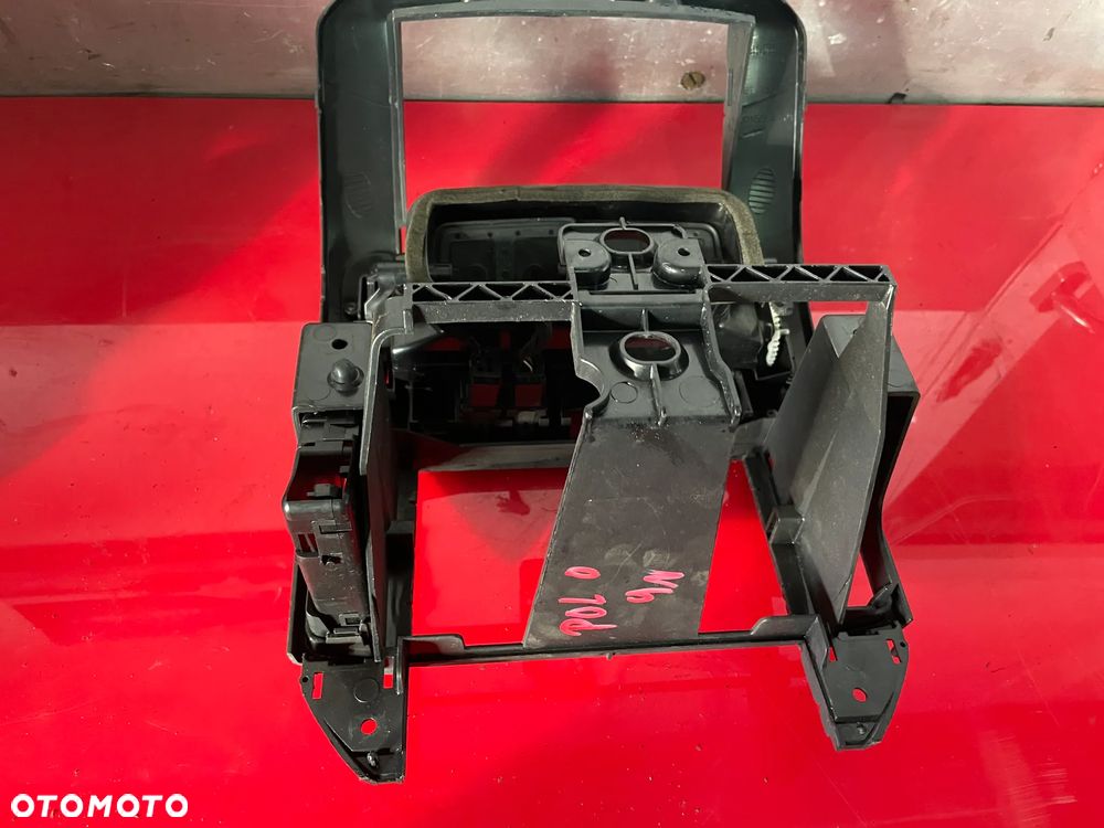 KONSOLA ŚRODKOWA VW POLO 9N KRATKI NAWIEWU - 5