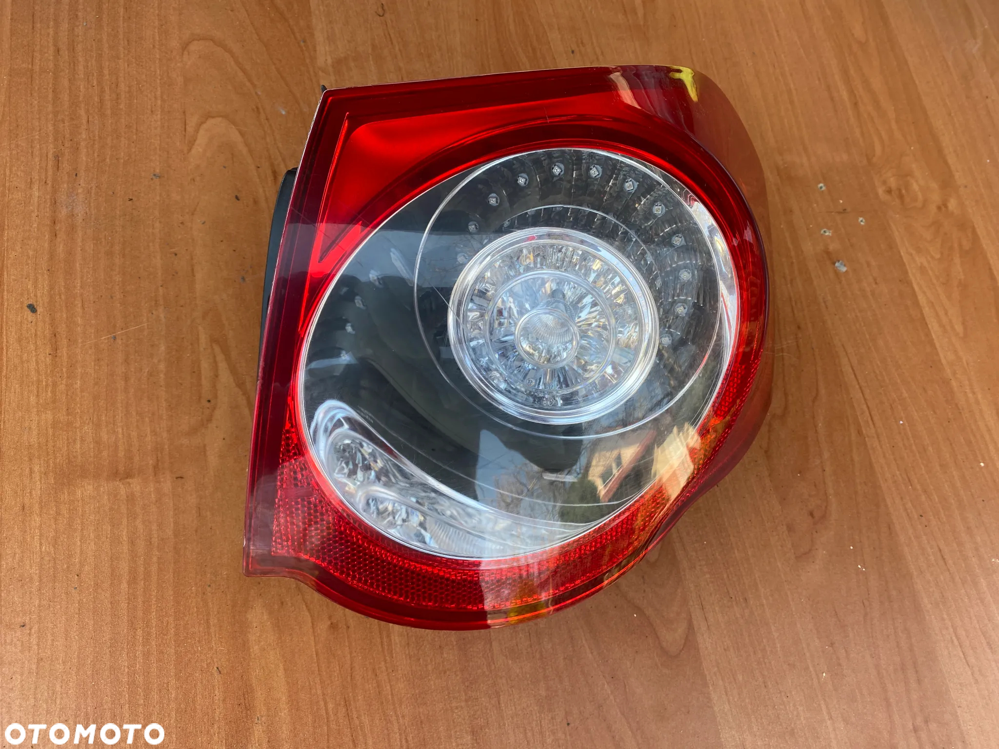 LAMPA TYŁ TYLNA PRAWA  VW PASSAT B6 KOMBI - 9