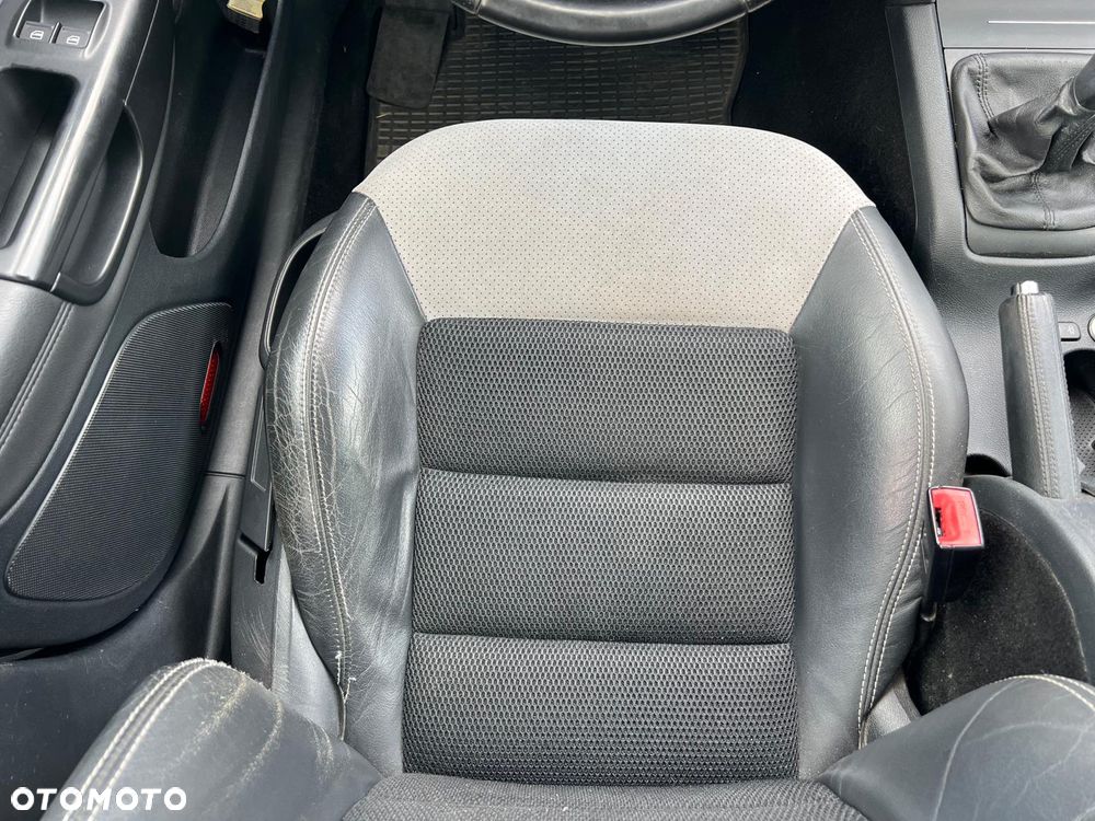 Skoda Octavia 2.0 TDI DPF Scout 4x4 - 32