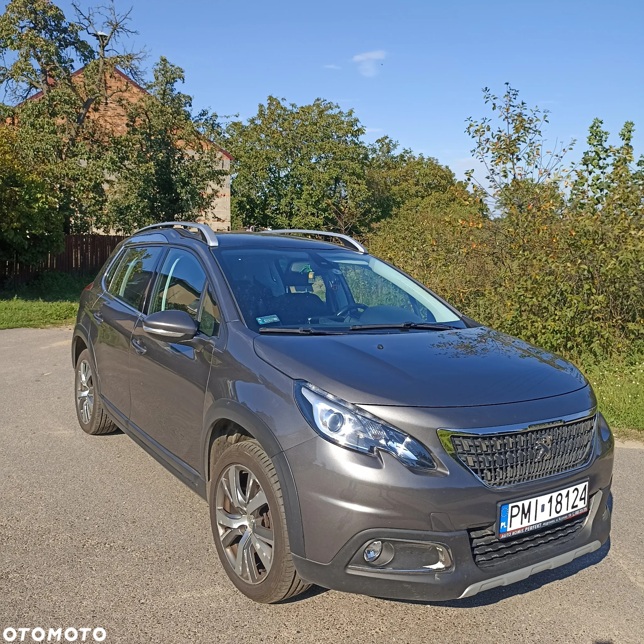 Peugeot 2008 1.2 Pure Tech Allure S&S - 3