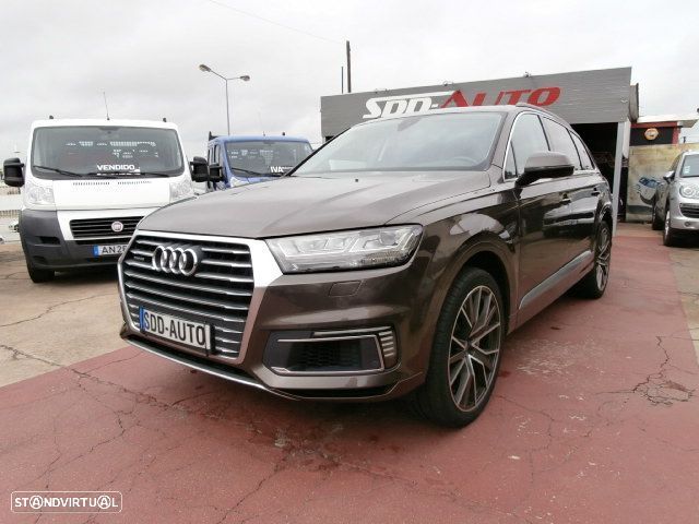 Audi Q7 3.0 TDi E-tron quattro Tiptronic - 1