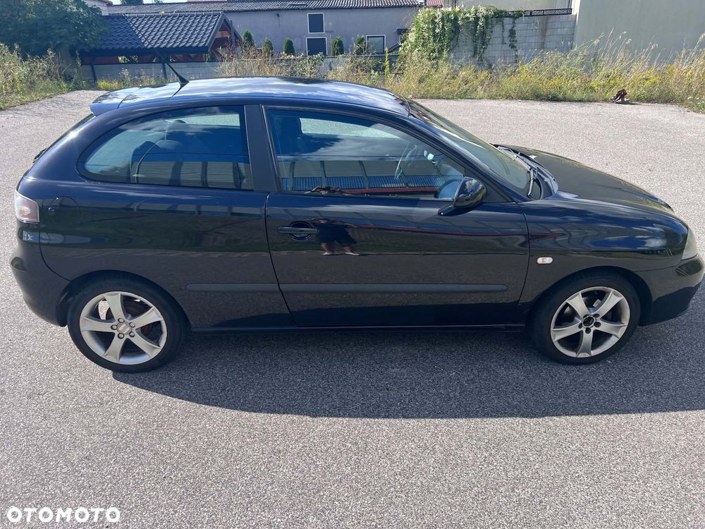Seat Ibiza SC 1.4 16V Entry - 3
