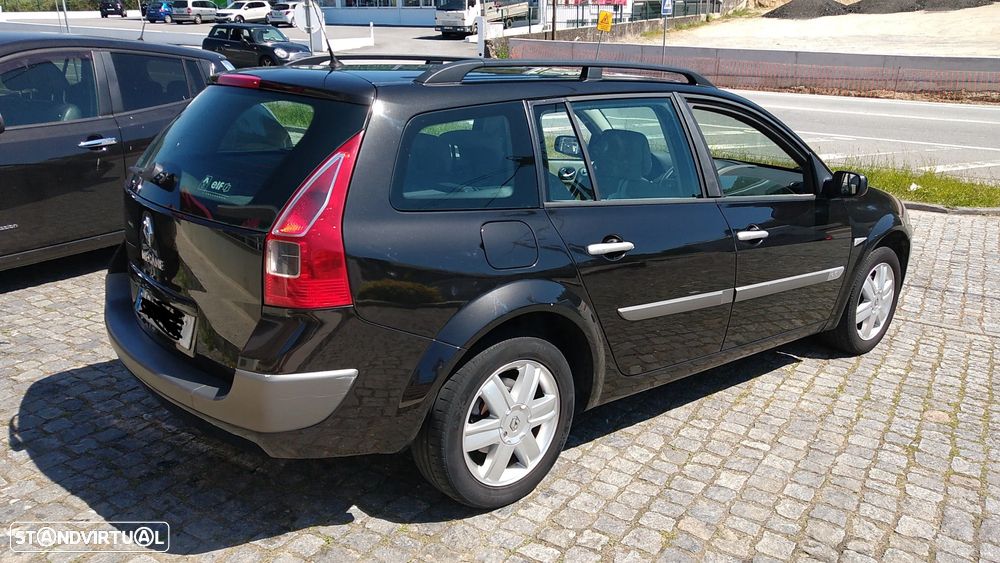 Renault Mégane Break 1.5 dCi Authentique - 4