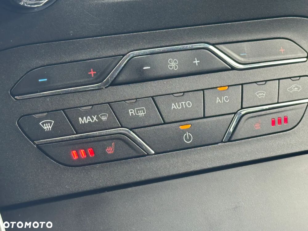 Ford S-Max 1.5 EcoBoost Titanium - 16