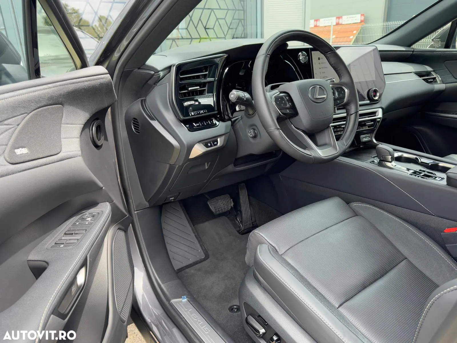 Lexus Seria RX 350h E-Four HEV Luxury Mark Levinson - 9