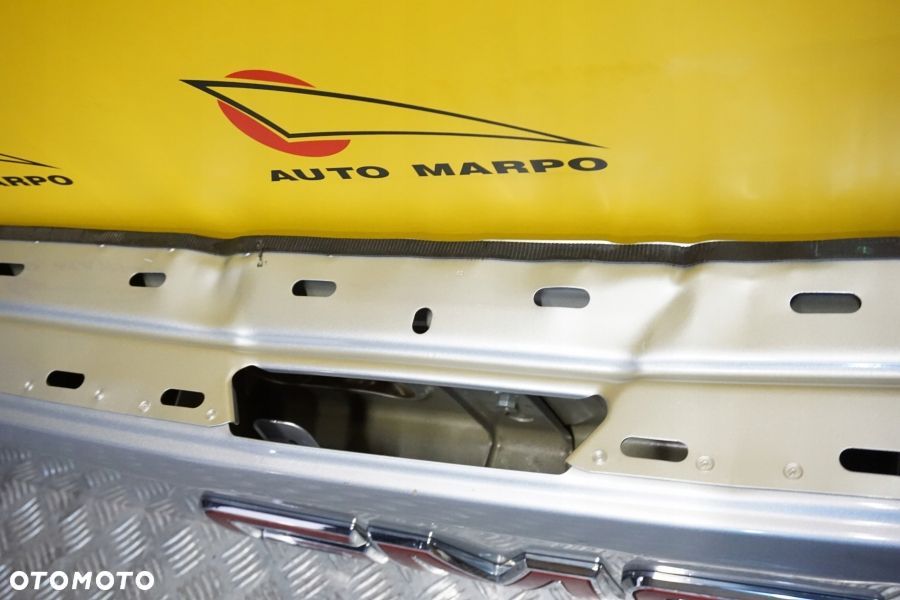 GMC SIERRA 1500 2019 - 2023 Klapa Tylna Bagażnik Burta Tył Górna USA - 3