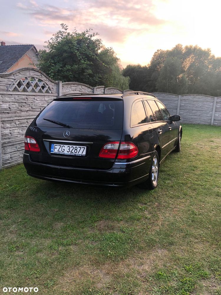 Mercedes-Benz Klasa E 320 CDI T Avantgarde - 7
