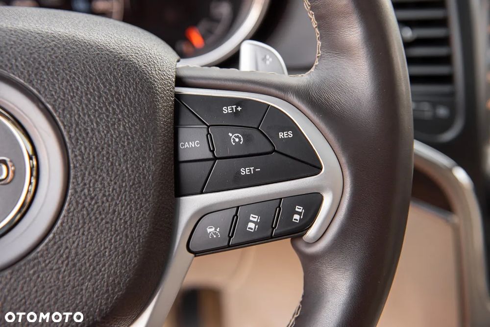 Jeep Grand Cherokee 3.0I Multijet Overland - 28
