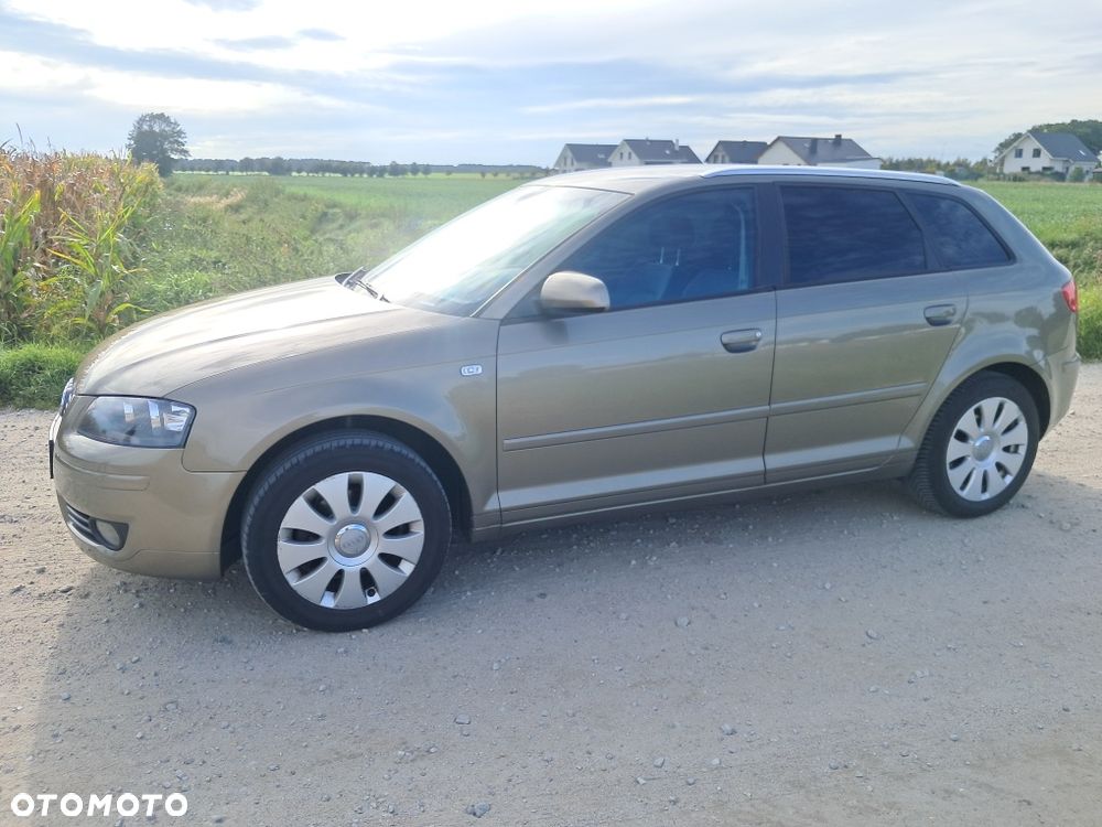 Audi A3 Sportback - 3