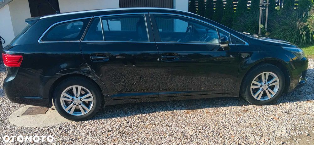 Toyota Avensis - 5