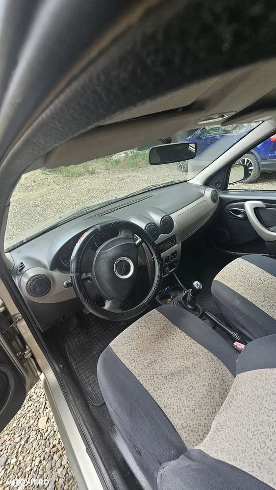 Dacia Logan 1.2 - 4