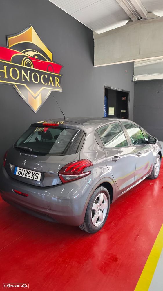 Peugeot 208 1.2 PureTech Active - 5