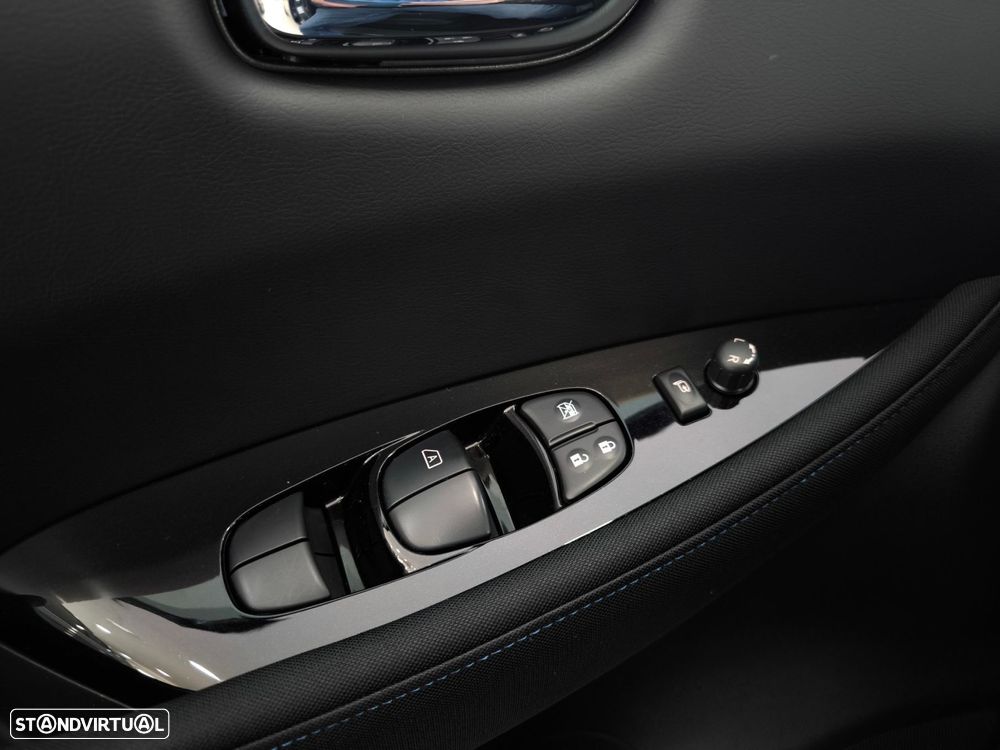 Nissan Leaf N-Connecta - 22
