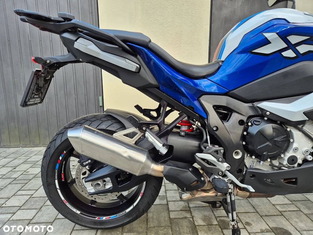 BMW XR - 10