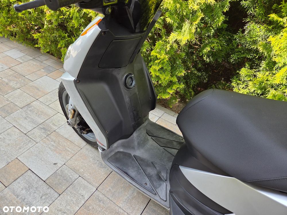 Aprilia Sportcity - 14