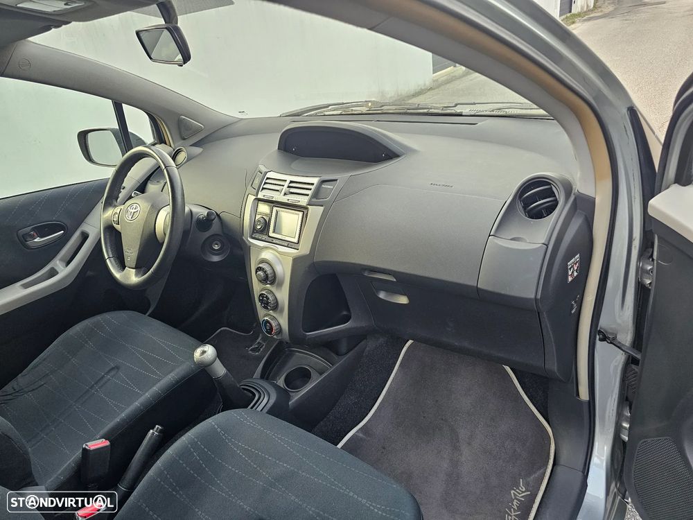 Toyota Yaris 1.4 D-4D Rock In Rio 08 - 26