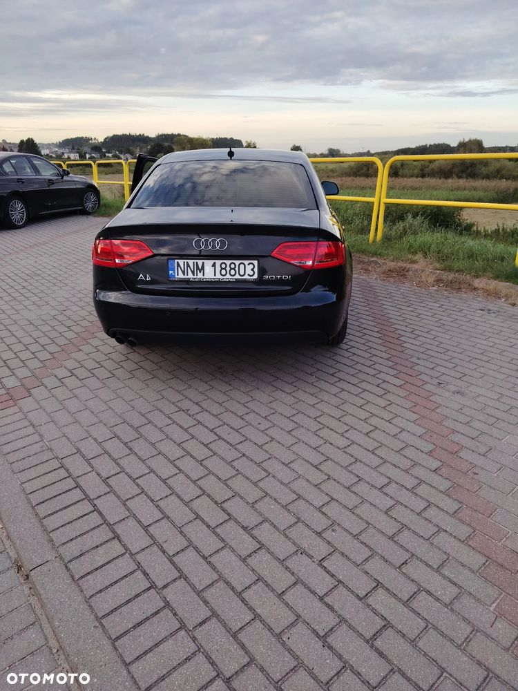 Audi A4 Limousine 2.0 TDI - 9