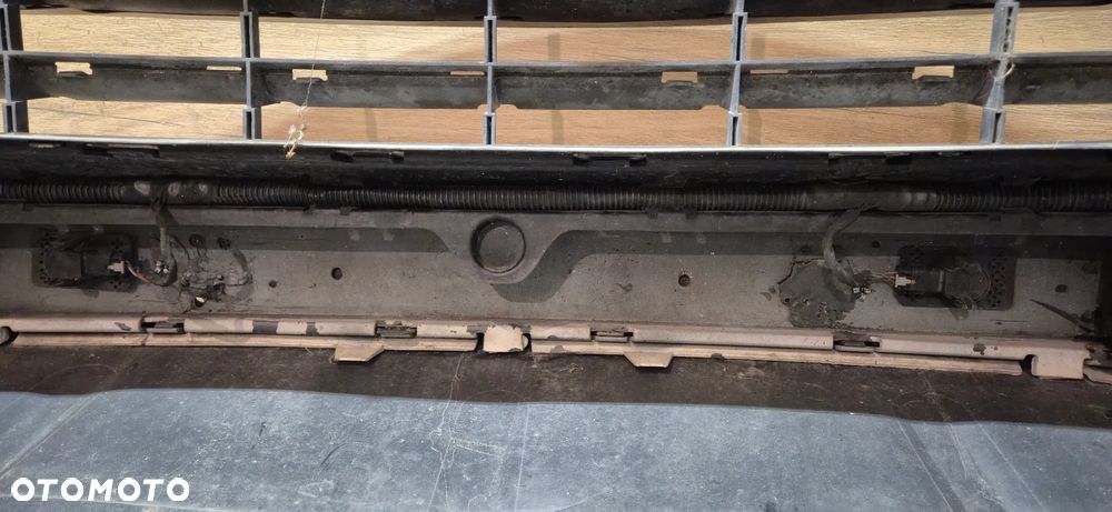 PORSCHE CAYENNE 2 II 7P ZDERZAK PRZÓD PDC 11r - 12