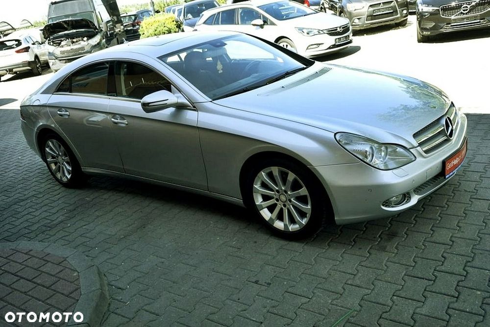 Mercedes-Benz CLS - 12