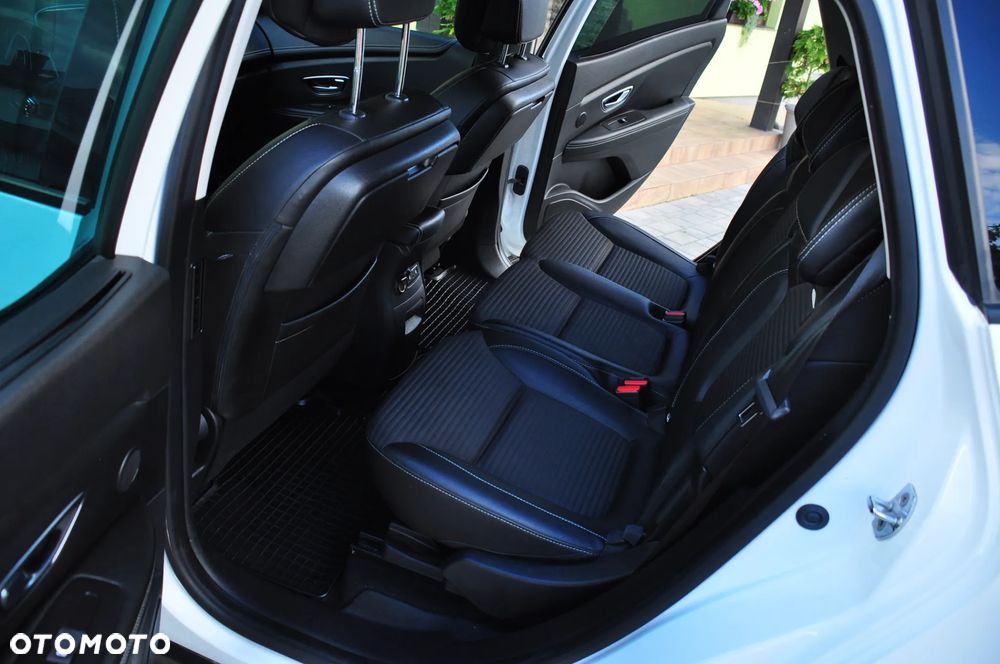 Renault Scenic ENERGY dCi 160 EDC BOSE EDITION - 20