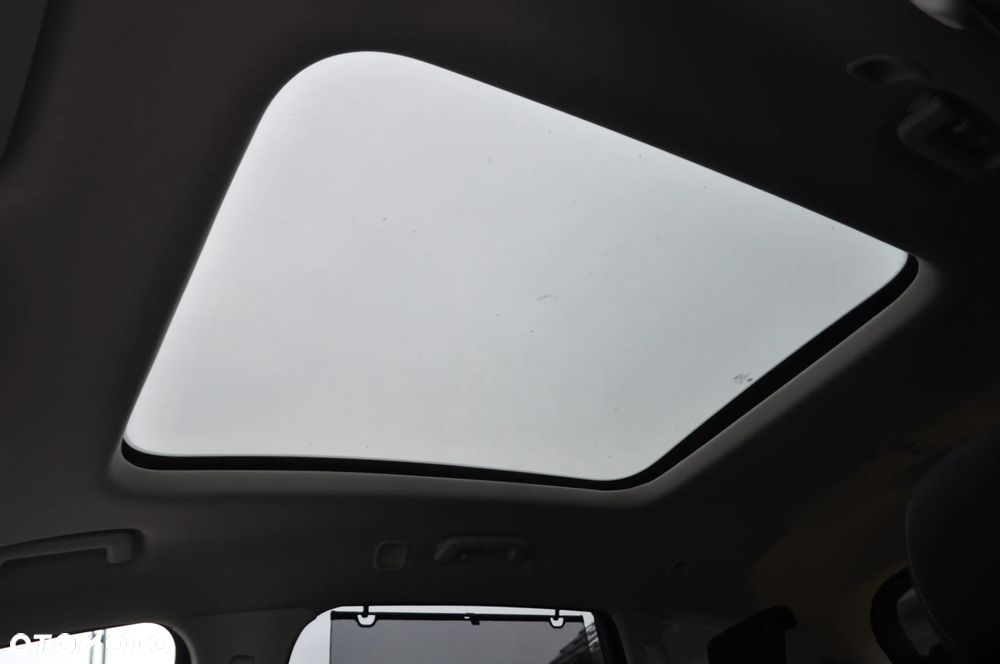 Ford S-Max 2.0 TDCi Titanium - 29