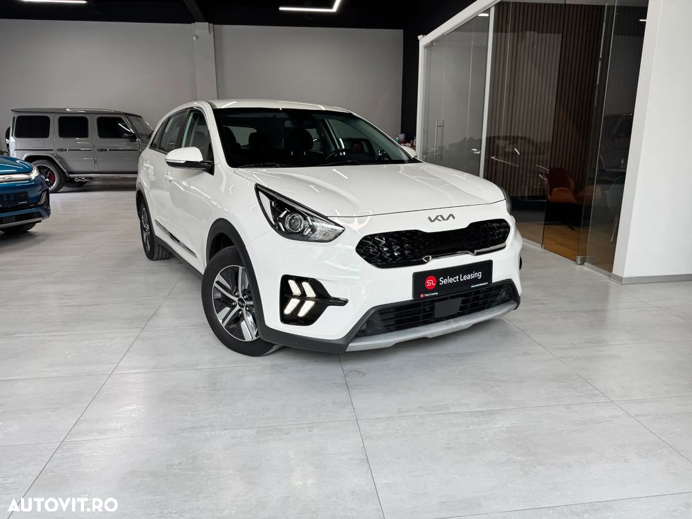 Kia Niro 1.6 GDI PHEV 2WD OPF Aut. Vision - 3