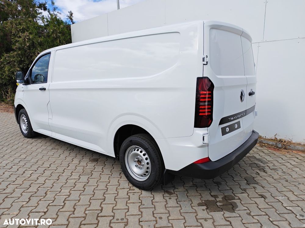 Volkswagen Transporter - 9