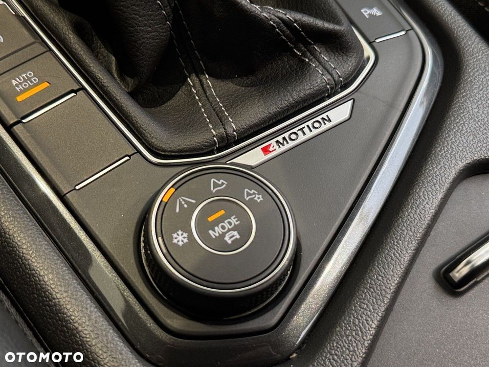 Volkswagen Tiguan - 27