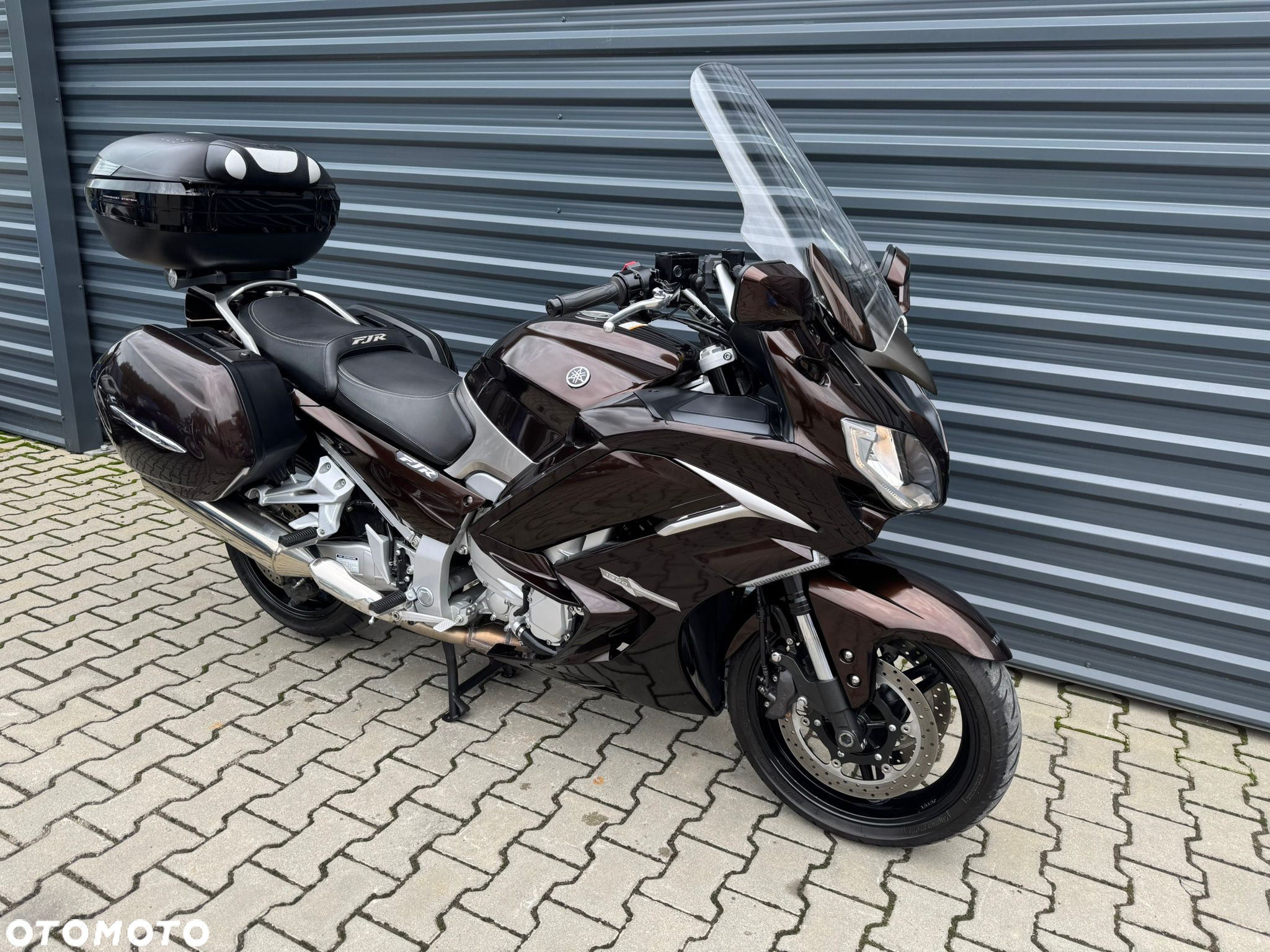 Yamaha FJR - 2