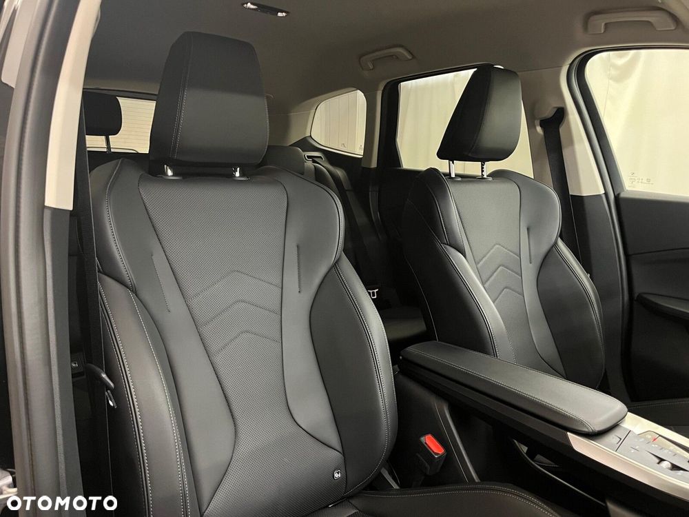 BMW X1 xDrive20d mHEV - 33