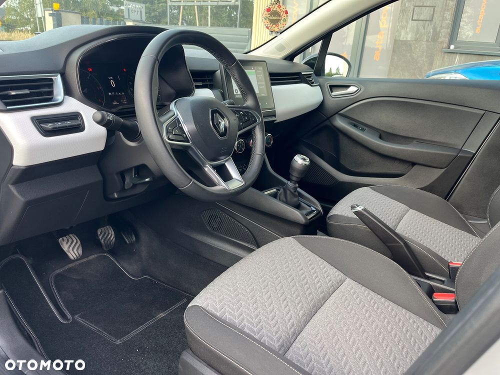 Renault Clio - 7