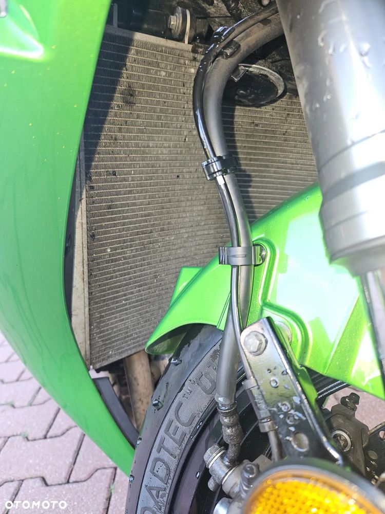Kawasaki GTR - 11