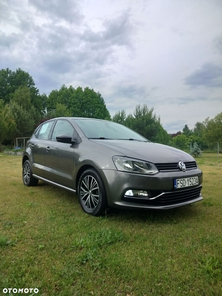 Volkswagen Polo - 1